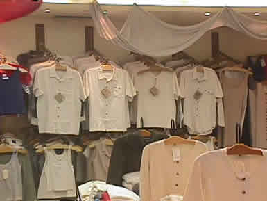 shoppin in athens greece guide