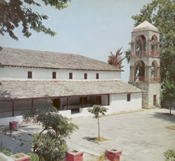 the stone roof church of aghia marina 

kissou