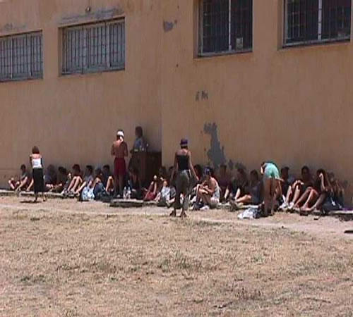 delos museum scrabling for some culture or is it shade