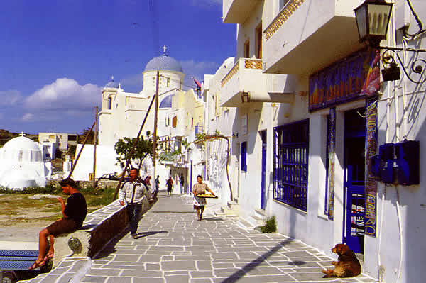 promenade space