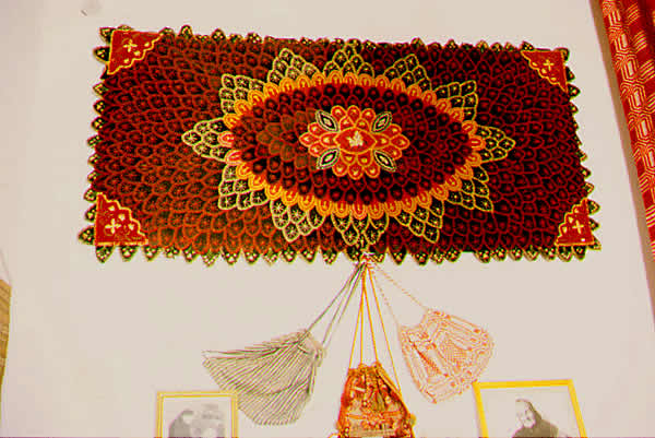 weaving sample folk museum