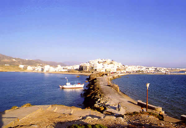 breakwater naxos port