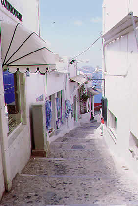 backstreets of Fira town