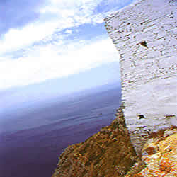curved wall