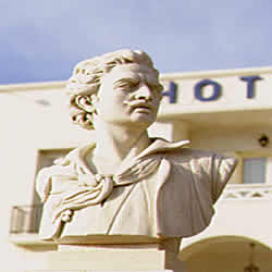 revolutionary bust 1821