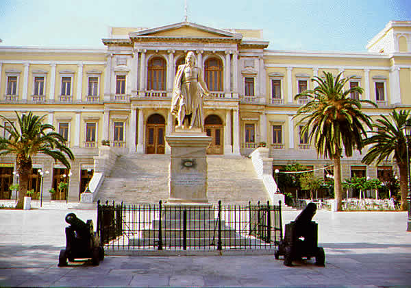 sights in the Hermoupolis main square