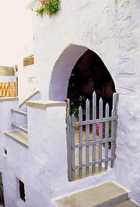 grey gate