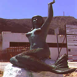 mermaid statue
