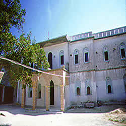 italianate style building