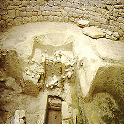 grave ancient odysseus?