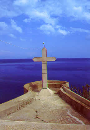 a cross for all seasons