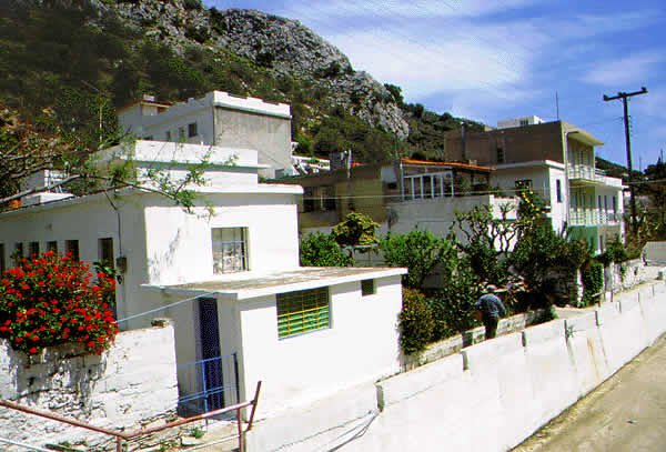 houses with gardens